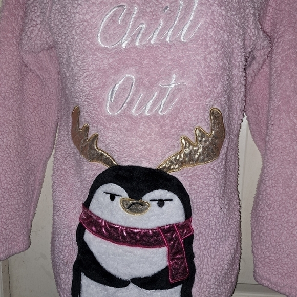 Holiday time sherpa sweatshirt size small 5/$25 - Picture 2 of 9